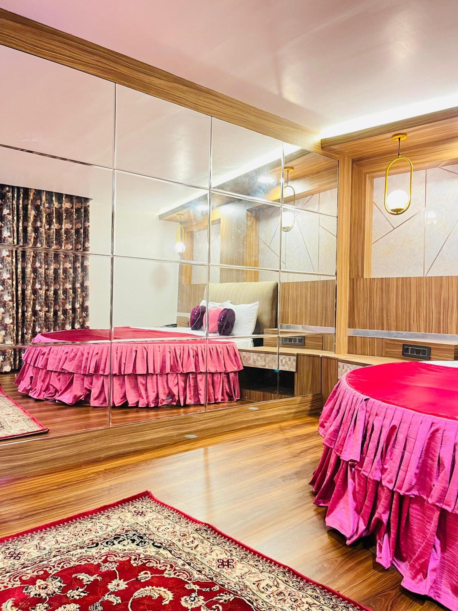 Hotel Broadway Boutique Mall Road Darjeeling - A Luxury Collection - Best Seller מראה חיצוני תמונה