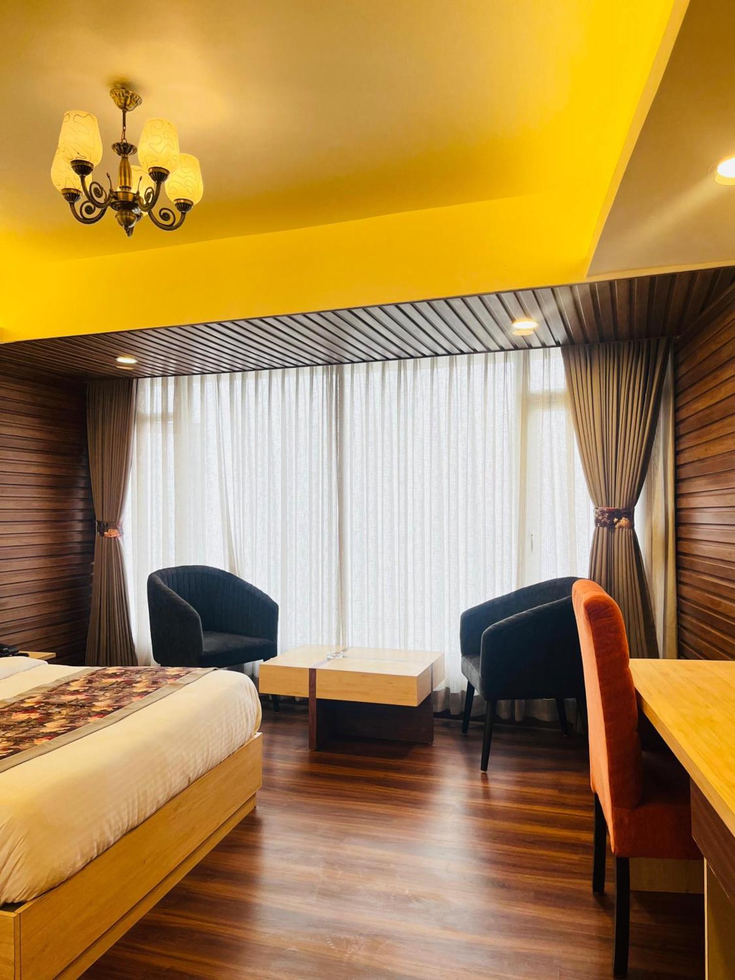 Hotel Broadway Boutique Mall Road Darjeeling - A Luxury Collection - Best Seller מראה חיצוני תמונה